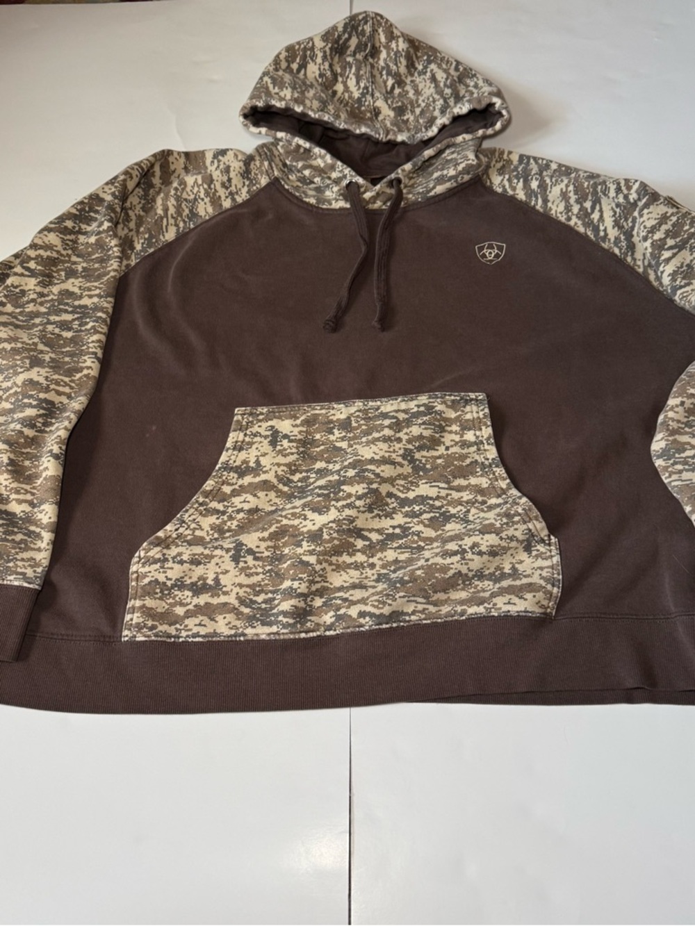 Ariat Men's Brown Hoodie with Tan Camo Accents